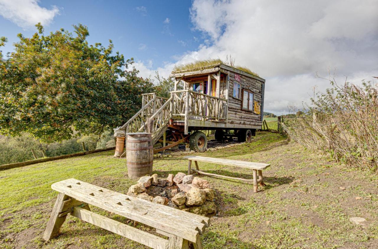2X Double Bed - Glamping Wagon Dalby Forest 斯卡伯勒 外观 照片